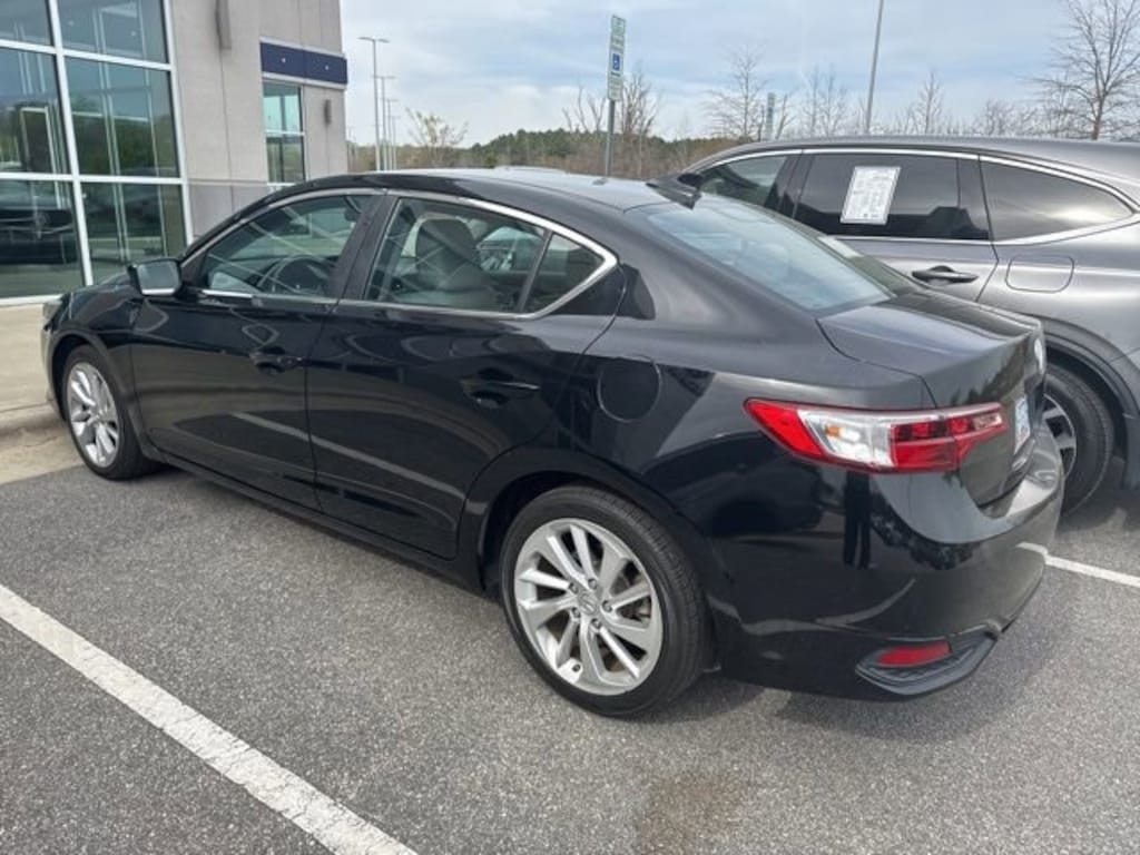 Used 2017 Acura ILX Premium Sedan