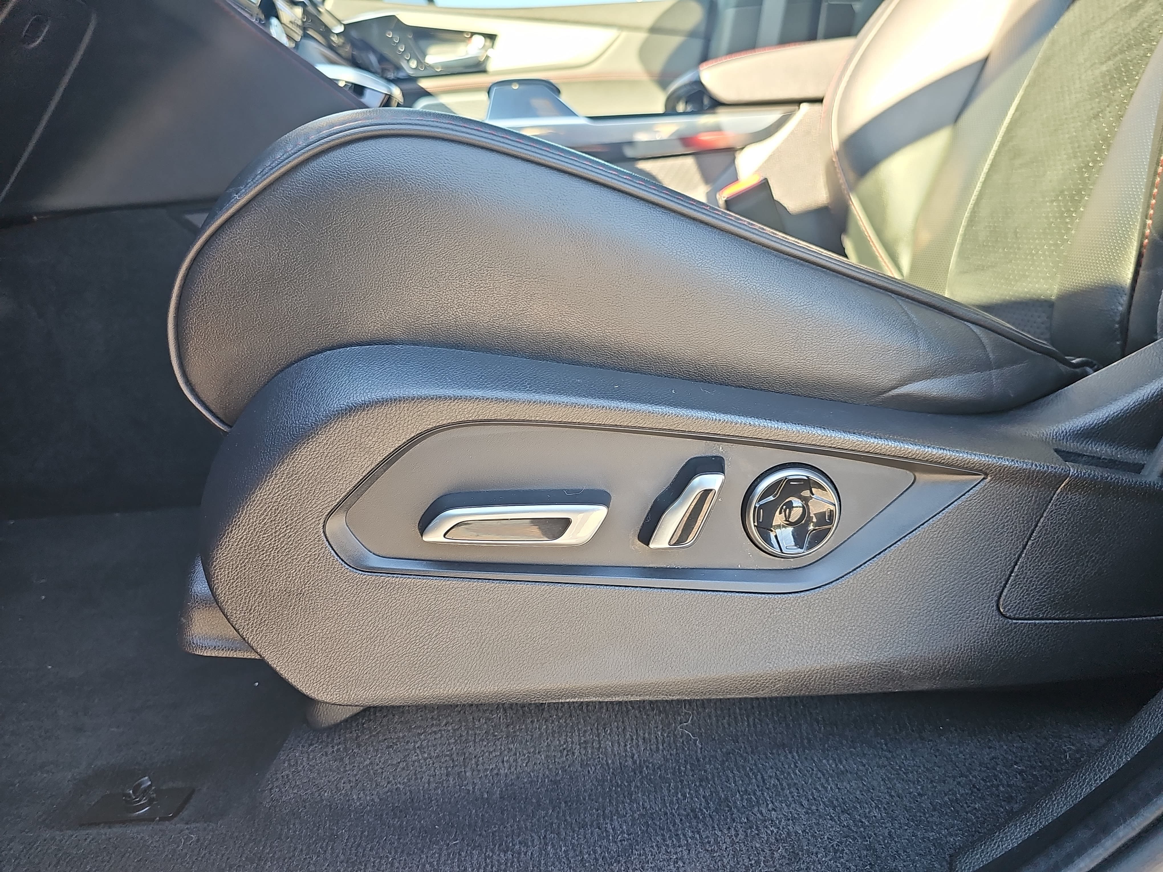 2022 Acura MDX A-Spec Package - Photo 29