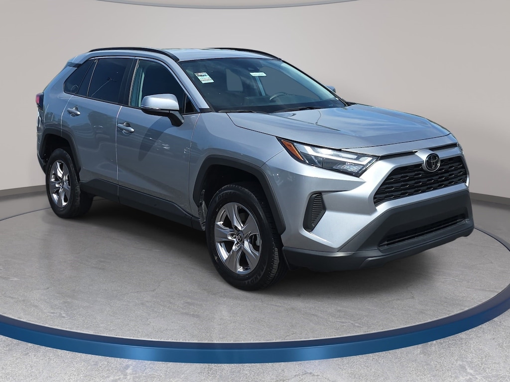 Used 2025 Toyota RAV4 XLE SUV