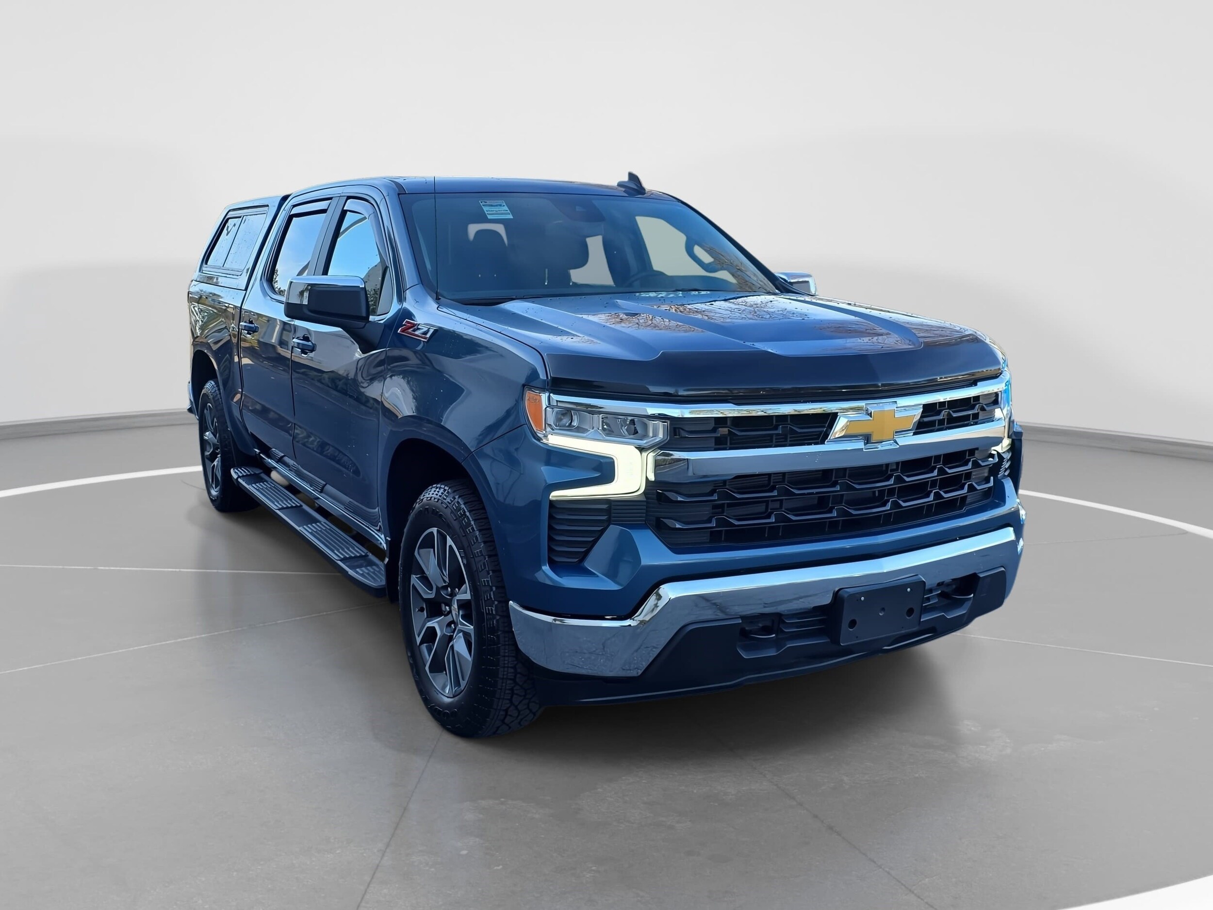 2024 Chevrolet Silverado 1500 photo 3