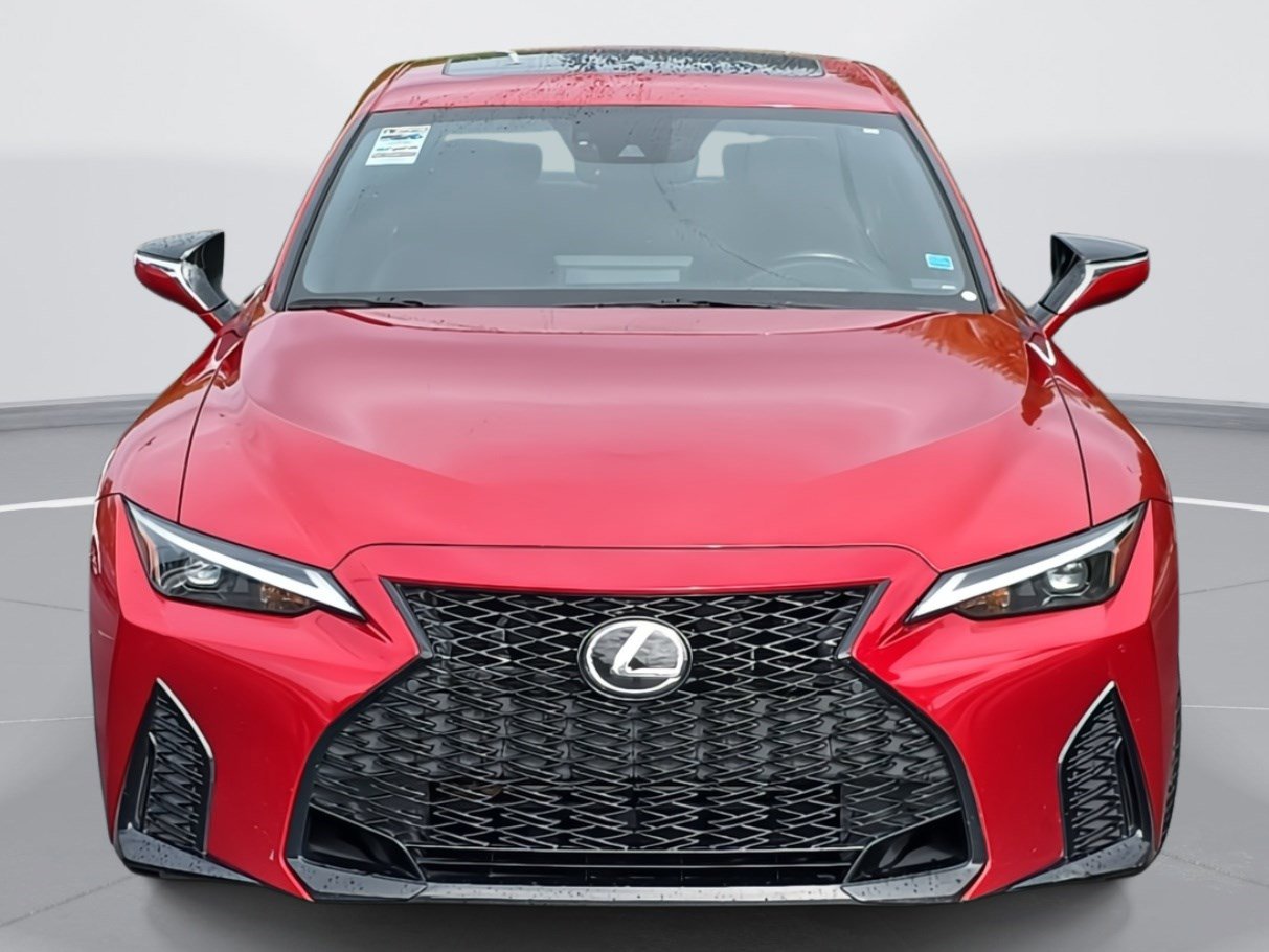 2021 Lexus IS 350 F SPORT photo 2