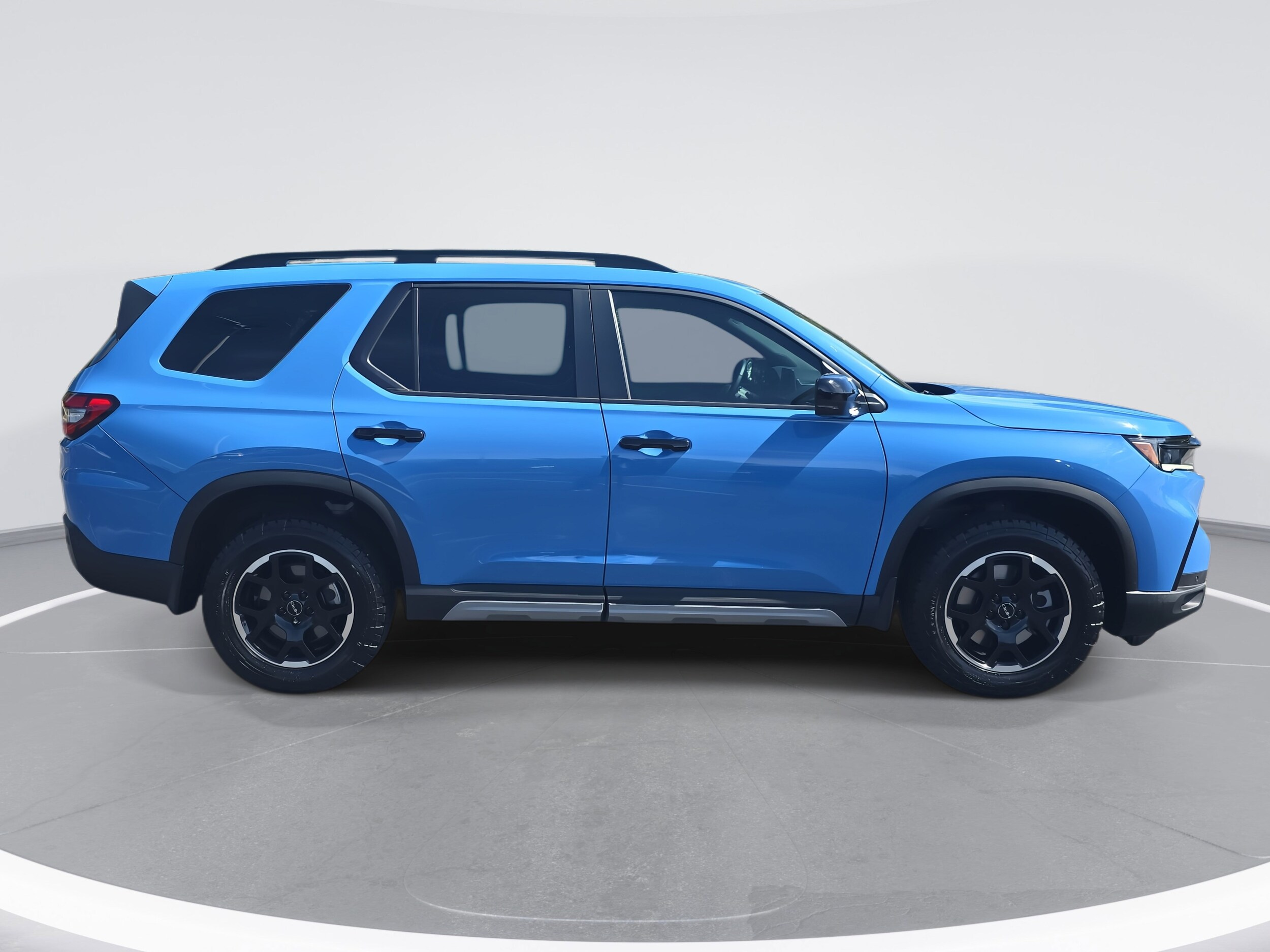 2025 Honda Pilot TrailSport photo 3