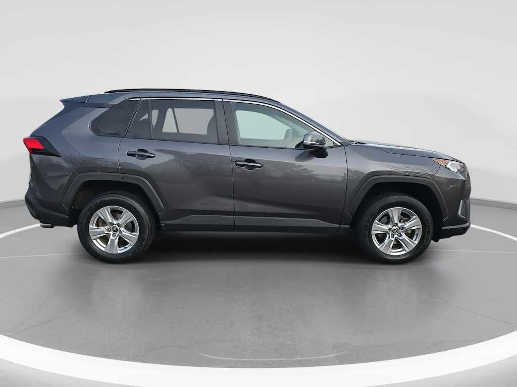 Used 2021 Toyota RAV4 XLE SUV