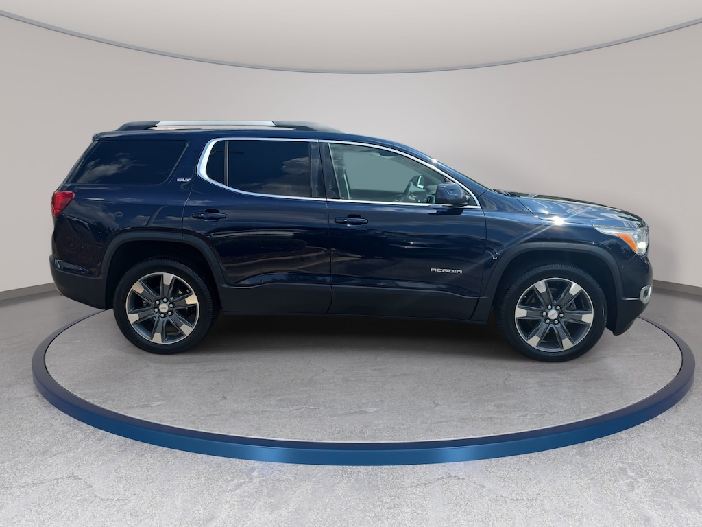 Used 2017 GMC Acadia SLT-2 SUV