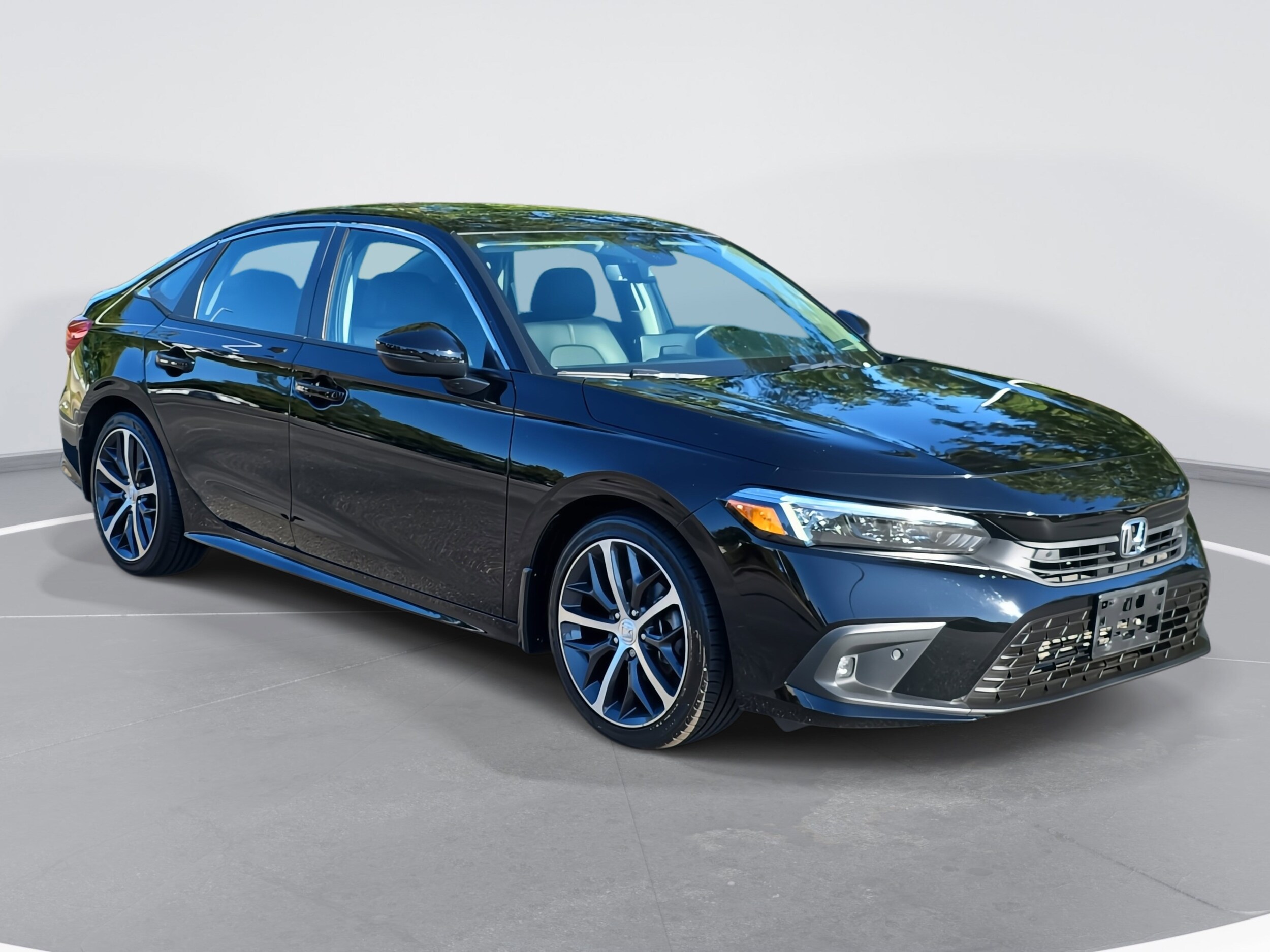 2023 Honda Civic Touring photo 3