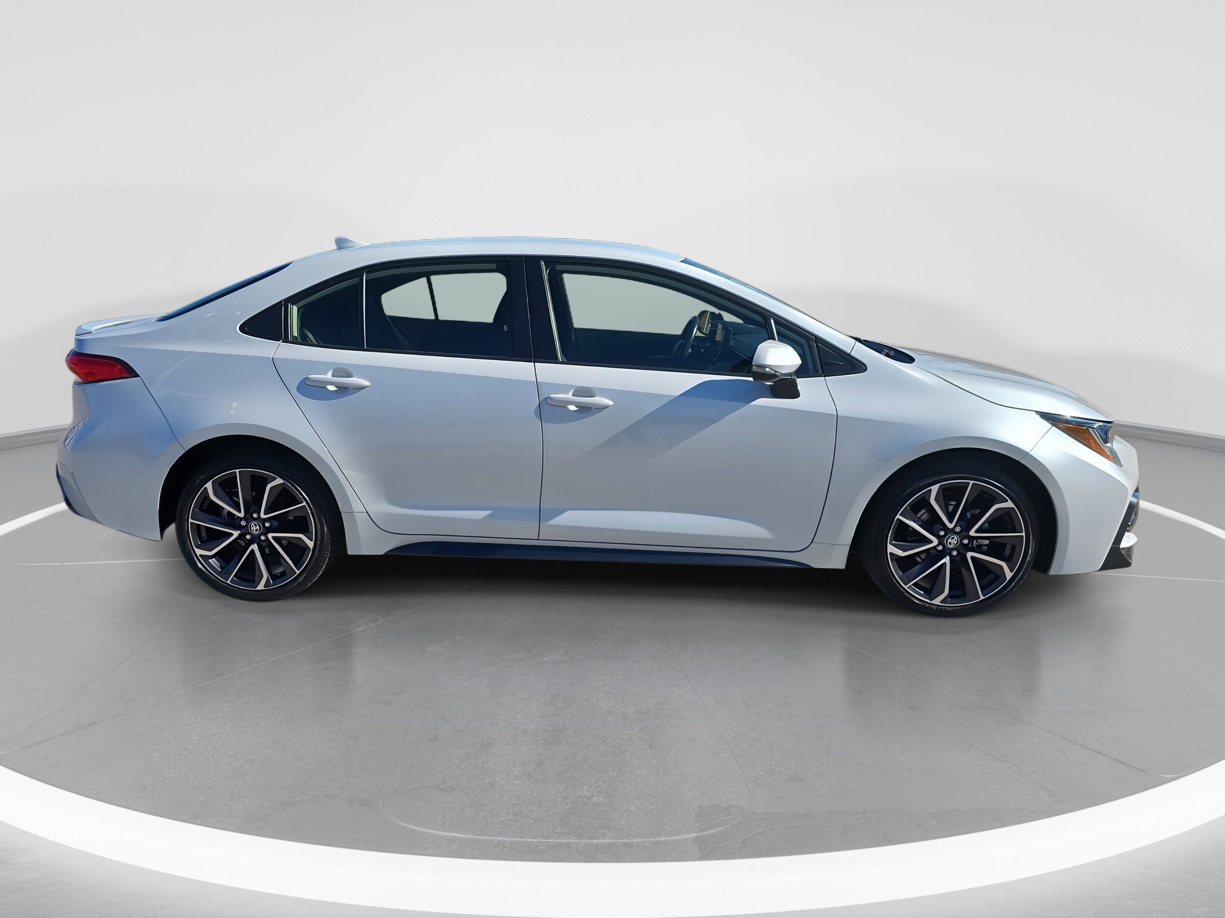 2022 Toyota Corolla SE photo 4