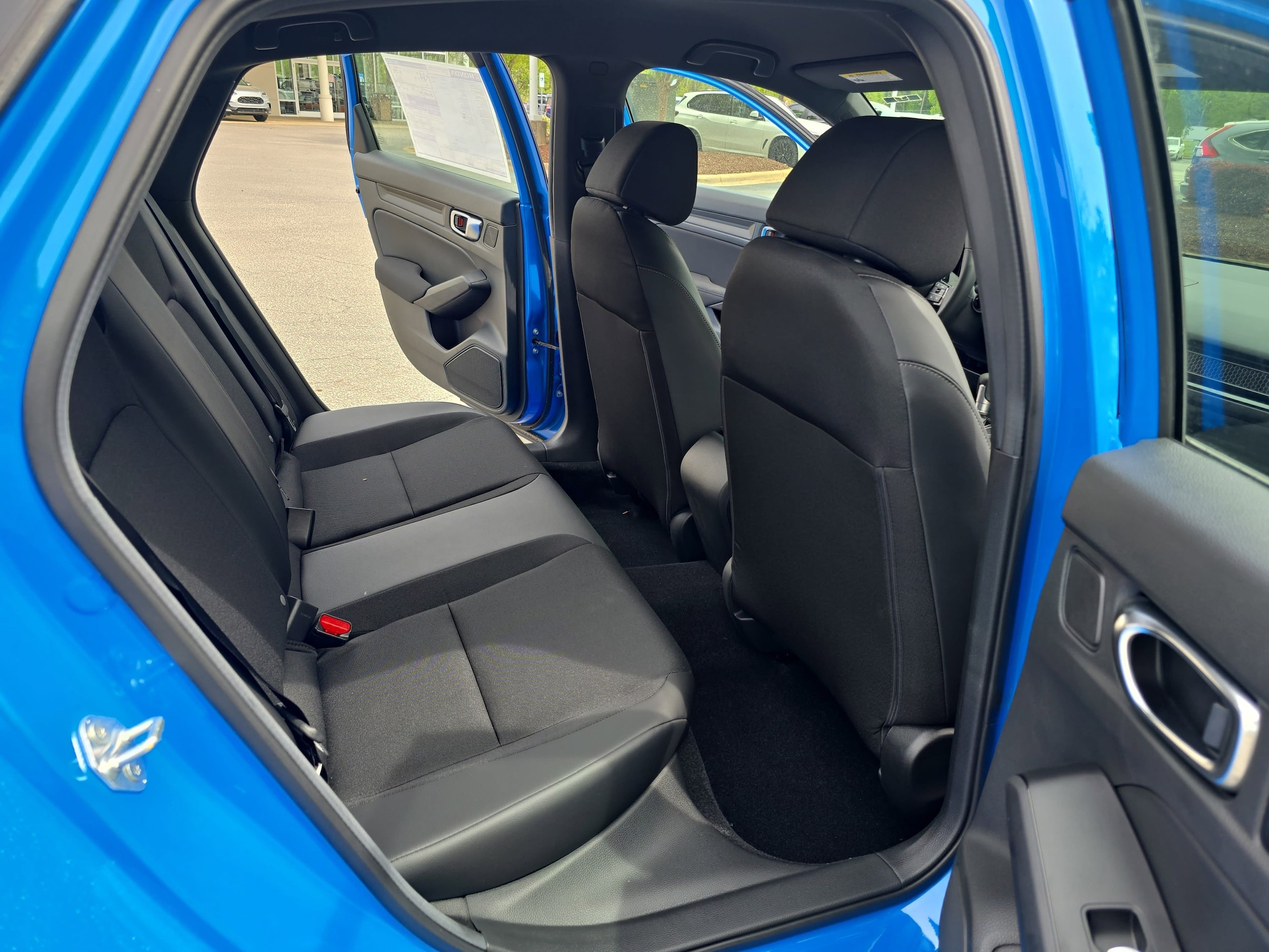 2026 Honda Civic Hatchback Sport - Photo 11