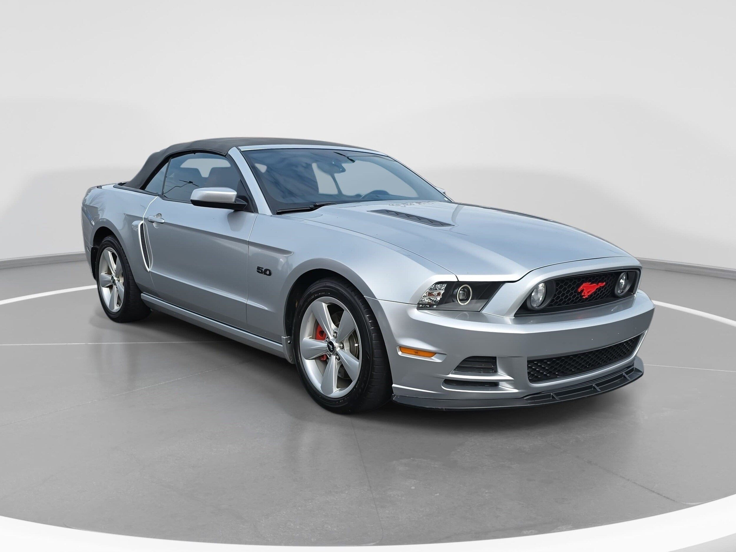 2013 Ford Mustang GT Premium photo 3