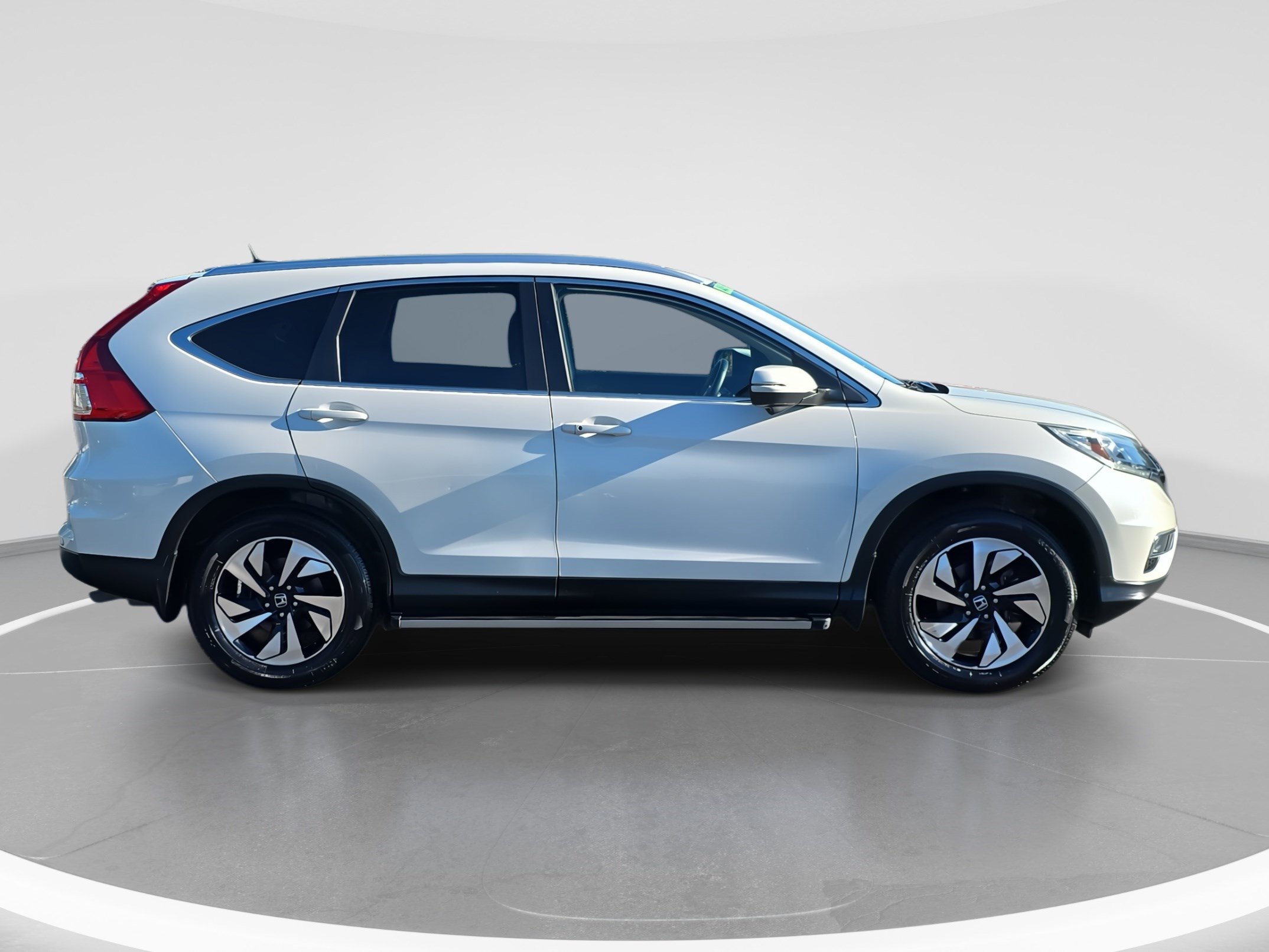 2015 Honda CR-V Touring photo 3