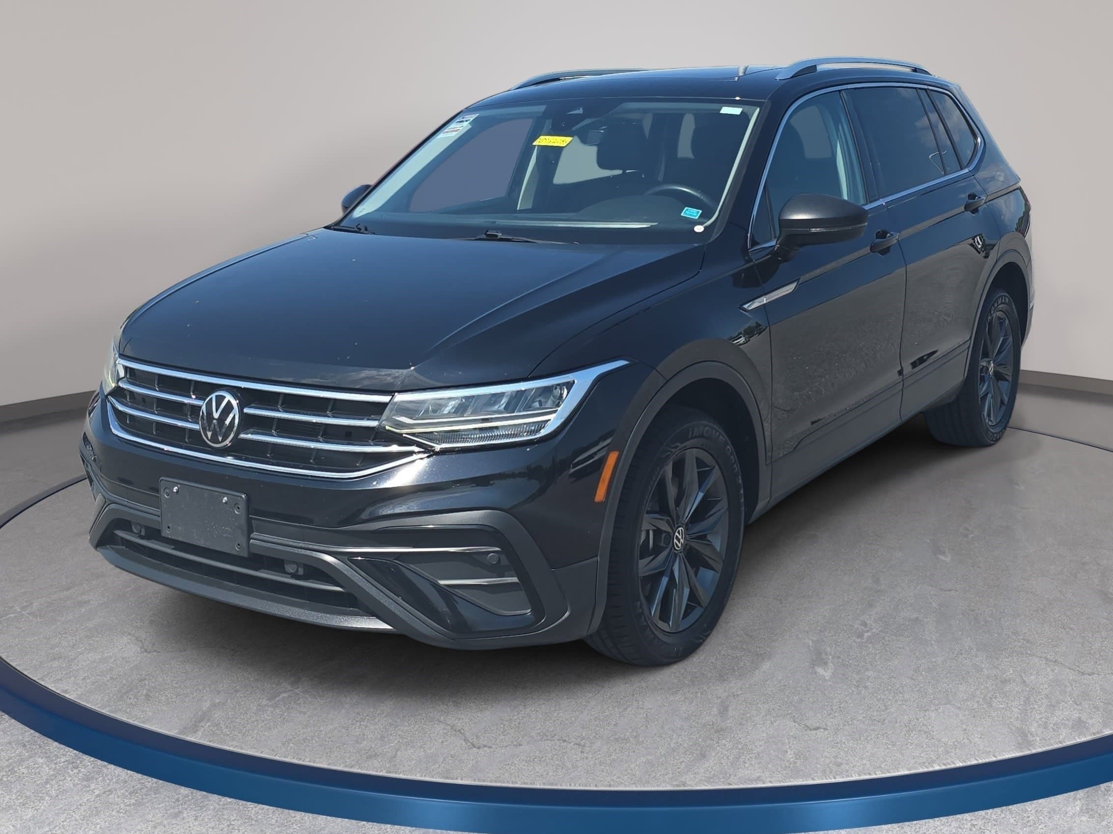 2022 Volkswagen Tiguan 2.0T SE 4Motion's photo