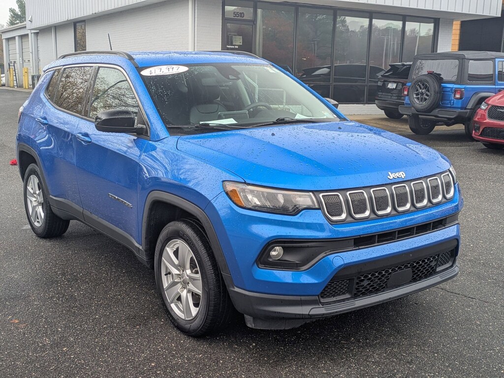 Used 2022 Jeep Compass Latitude SUV
