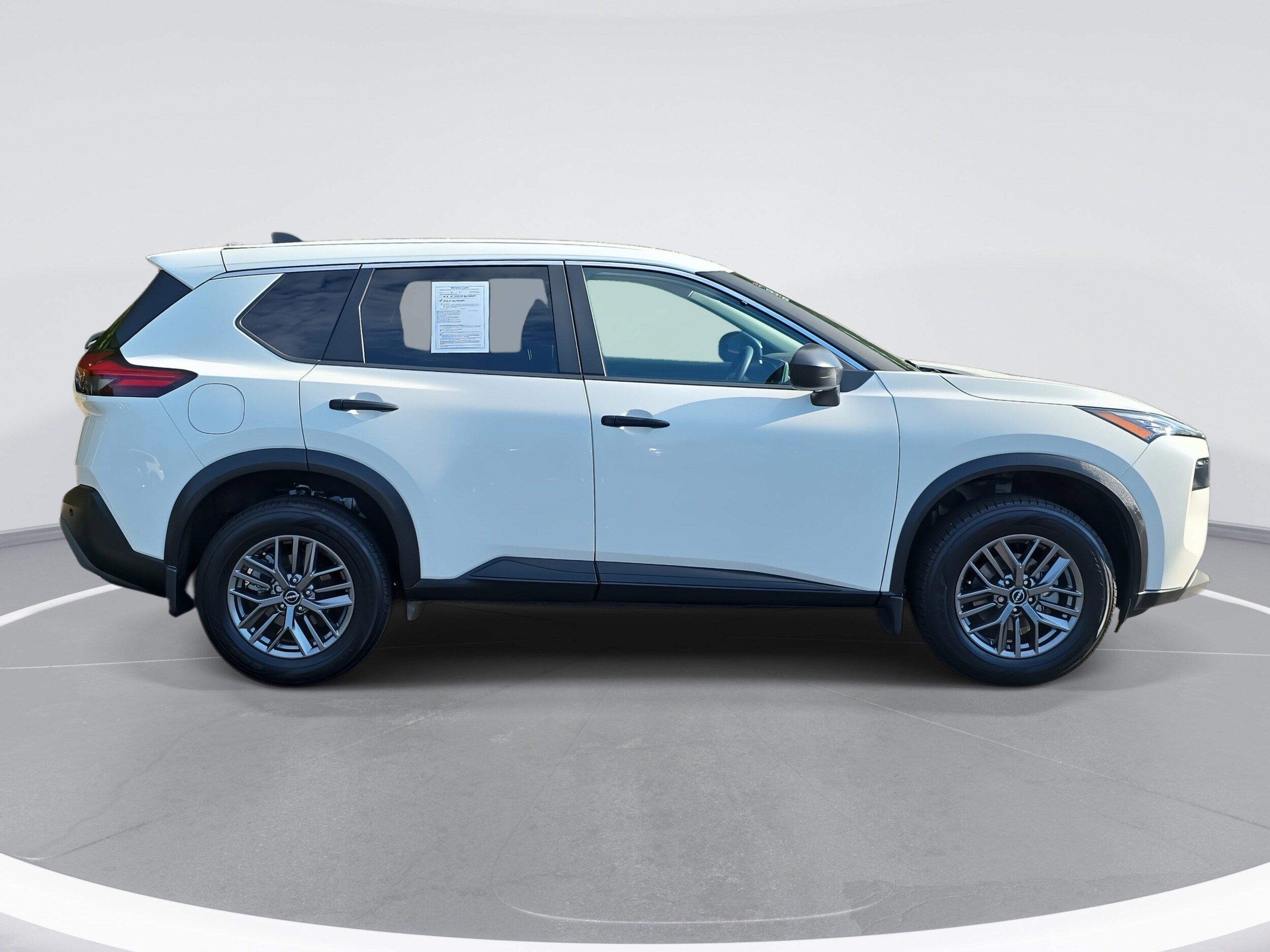 2023 Nissan Rogue AWD S photo 4