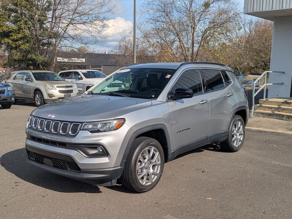 Used 2022 Jeep Compass Latitude Lux SUV