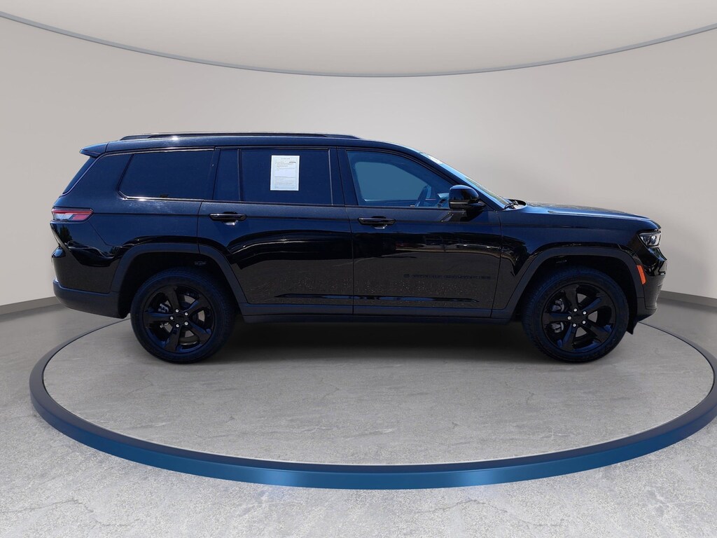 Certified 2023 Jeep Grand Cherokee L Laredo SUV