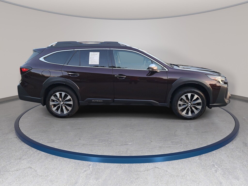 Used 2025 Subaru Outback Touring SUV