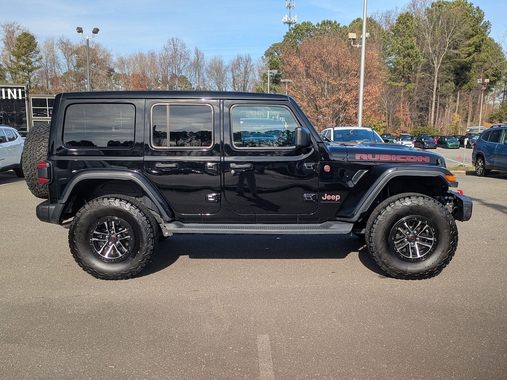 Used 2025 Jeep Wrangler Rubicon SUV