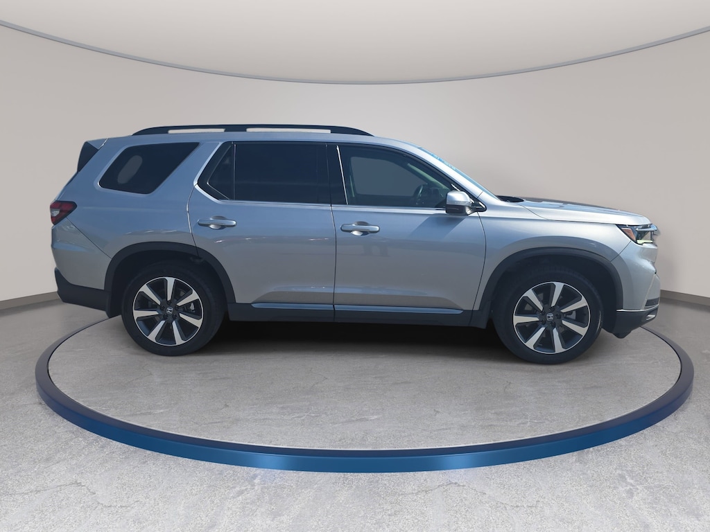 Certified 2025 Honda Pilot Touring SUV