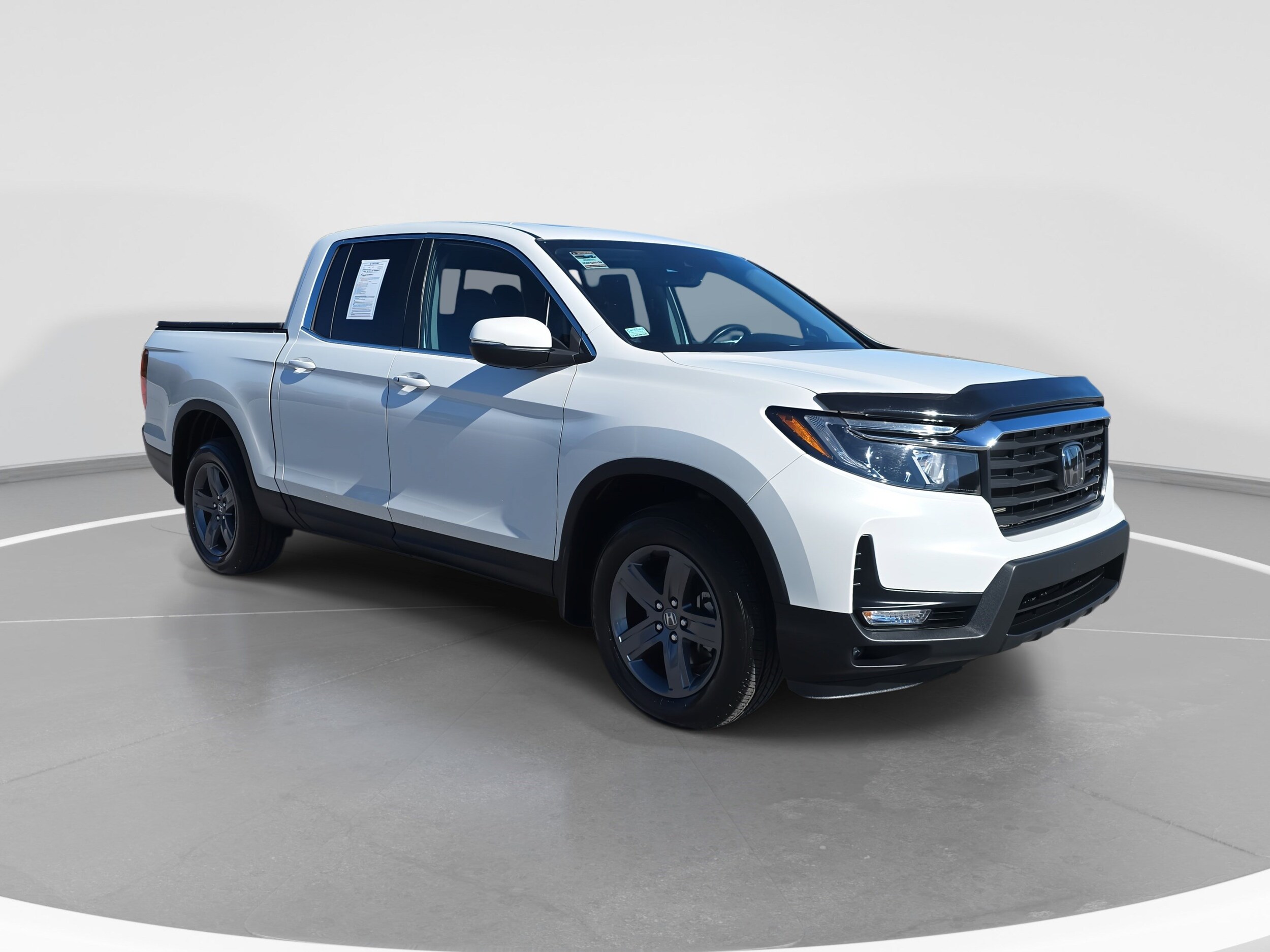 2023 Honda Ridgeline RTL photo 2