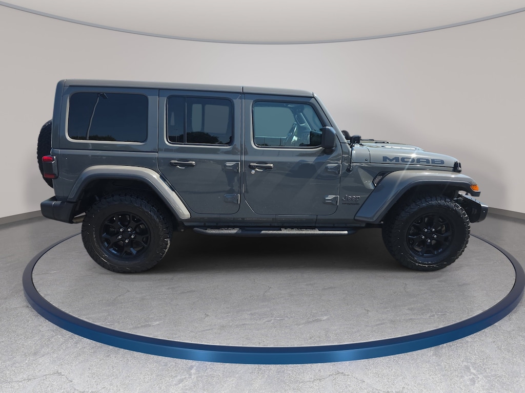 Used 2018 Jeep Wrangler Unlimited Sahara 4x4 SUV