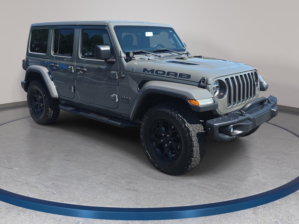 Used 2018 Jeep Wrangler Unlimited Sahara 4x4 SUV