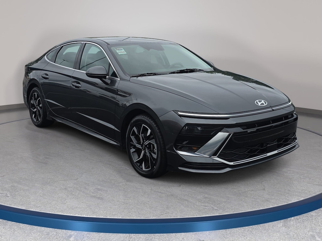 Used 2025 Hyundai Sonata SEL Sedan