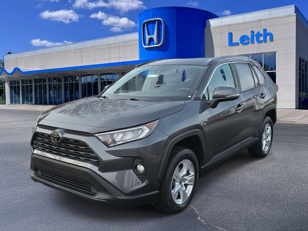 Used 2021 Toyota RAV4 XLE SUV