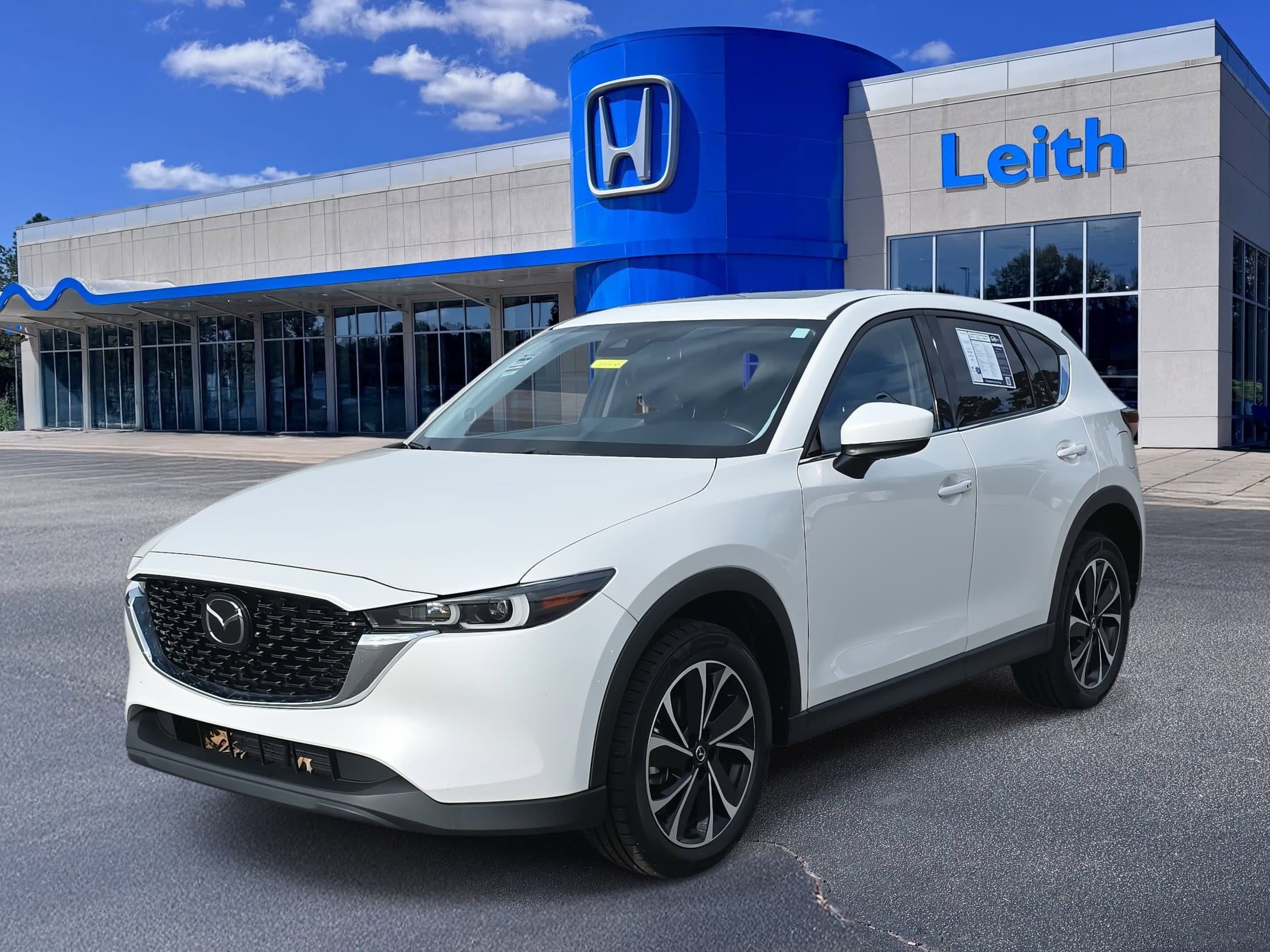 2023 Mazda CX-5 S Premium package