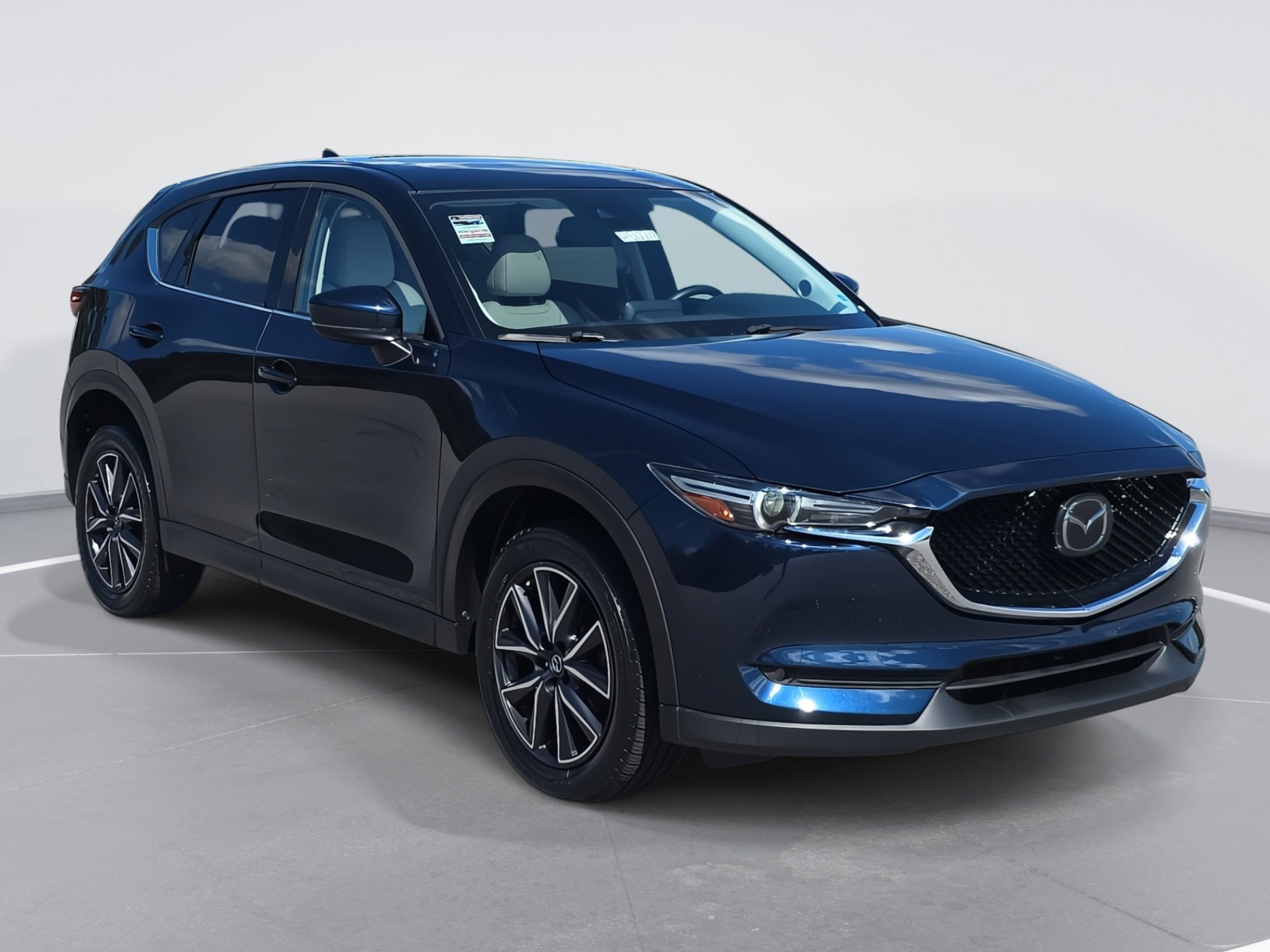 2017 Mazda CX-5 Grand Touring photo 3