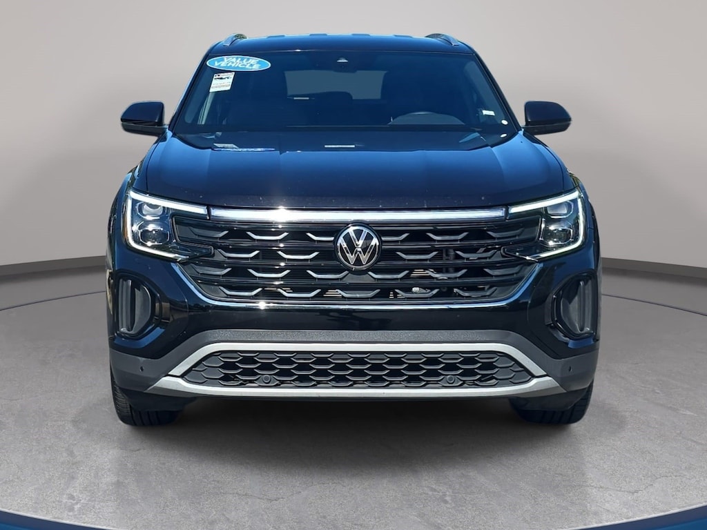 Used 2024 Volkswagen Atlas Cross Sport 2.0T SE w/Technology SUV