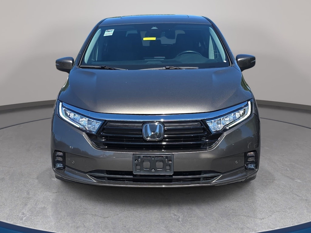Used 2023 Honda Odyssey Touring Van