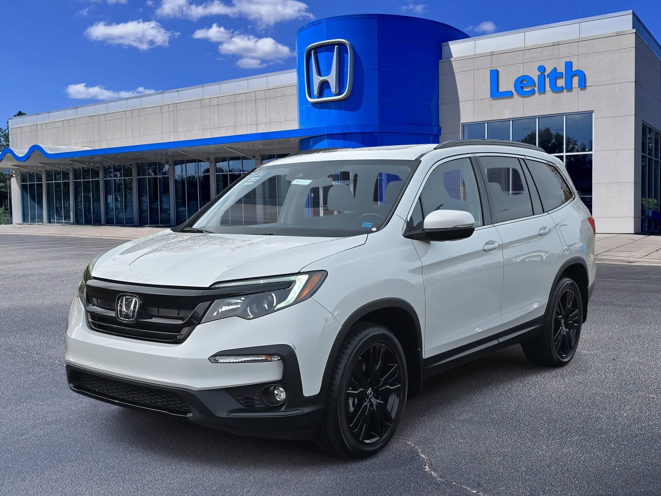 2021 Honda Pilot SE's photo