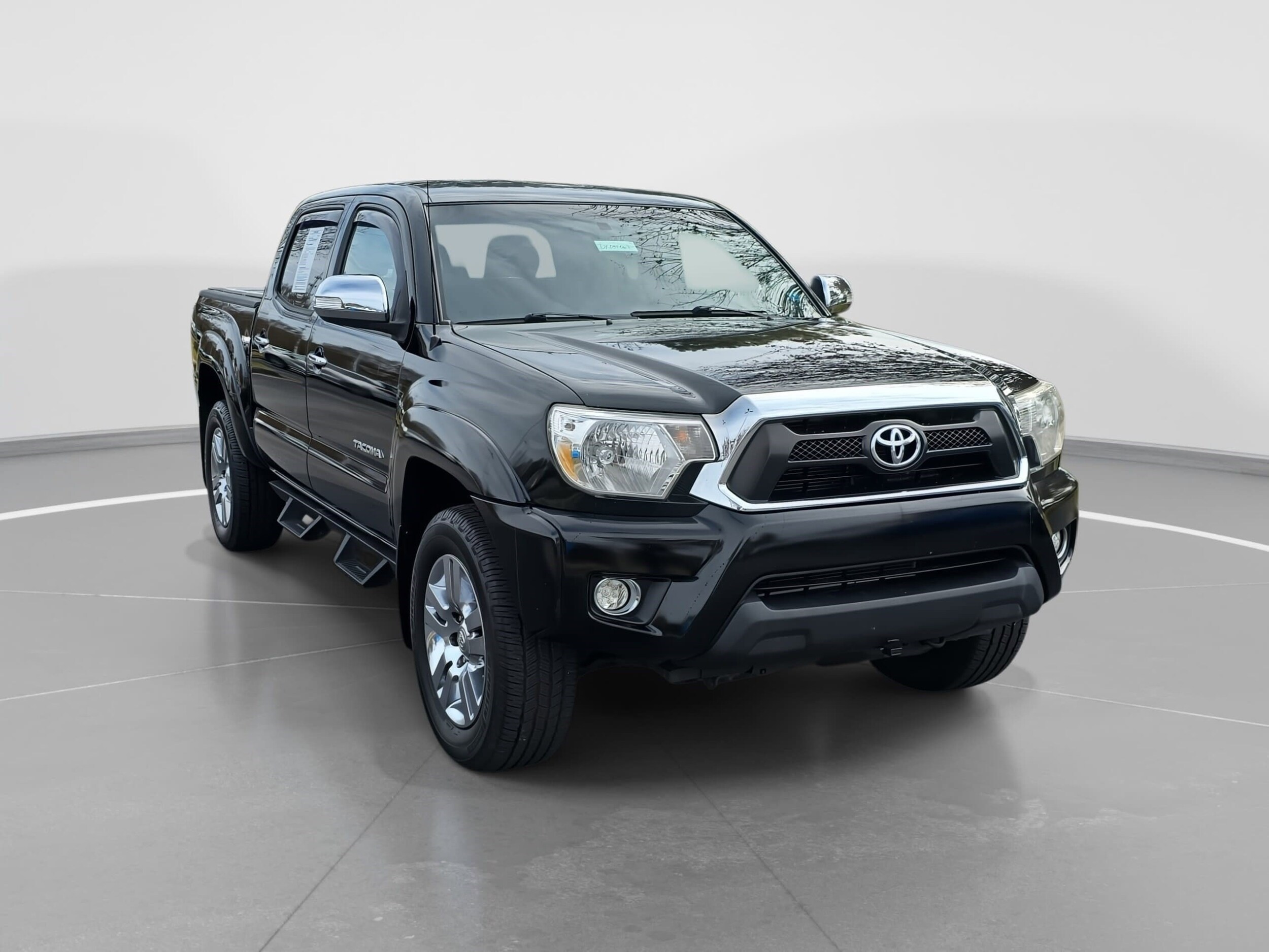 2013 Toyota Tacoma Double Cab V6 PreRunner photo 3