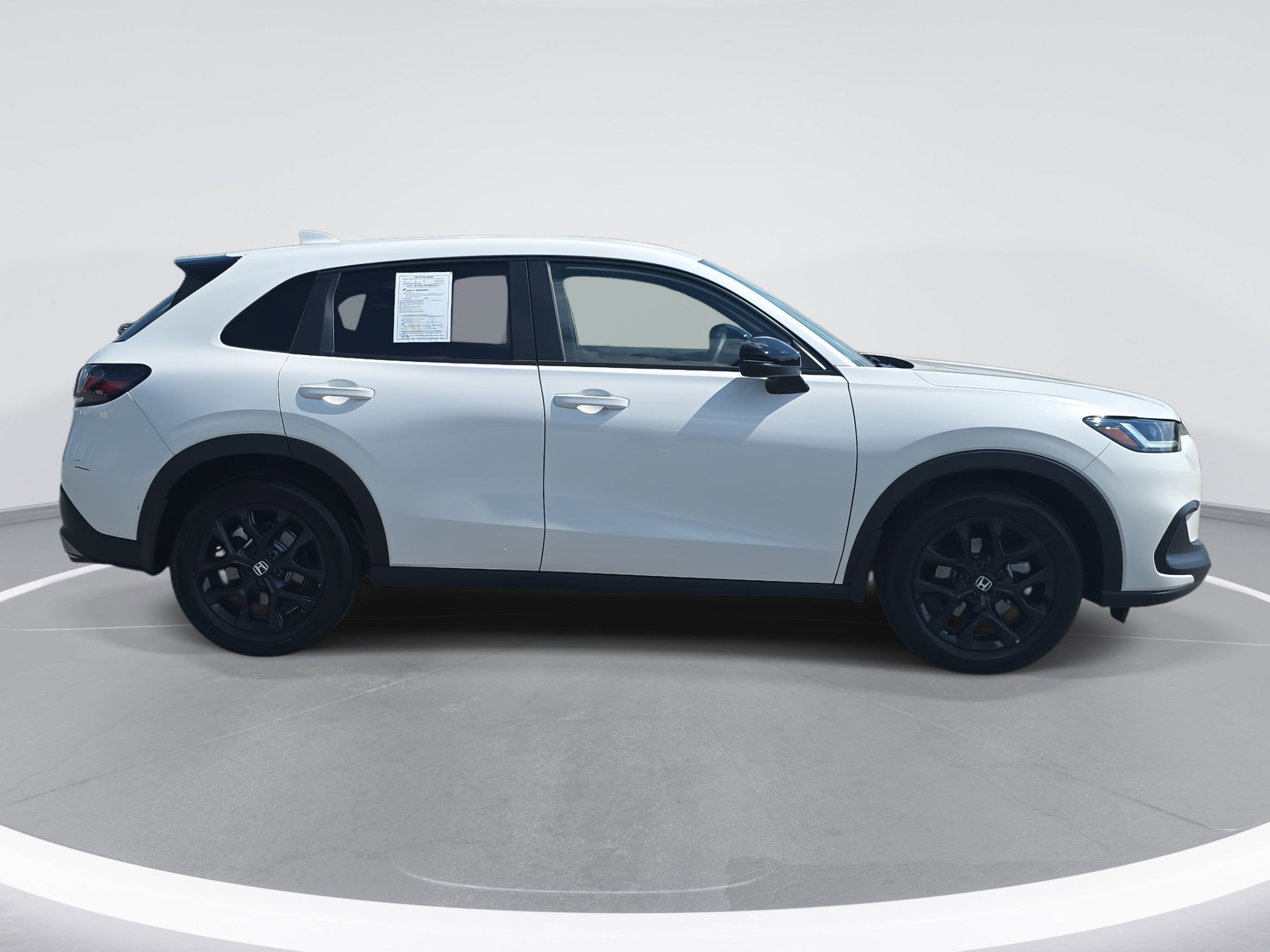 2025 Honda HR-V Sport photo 3