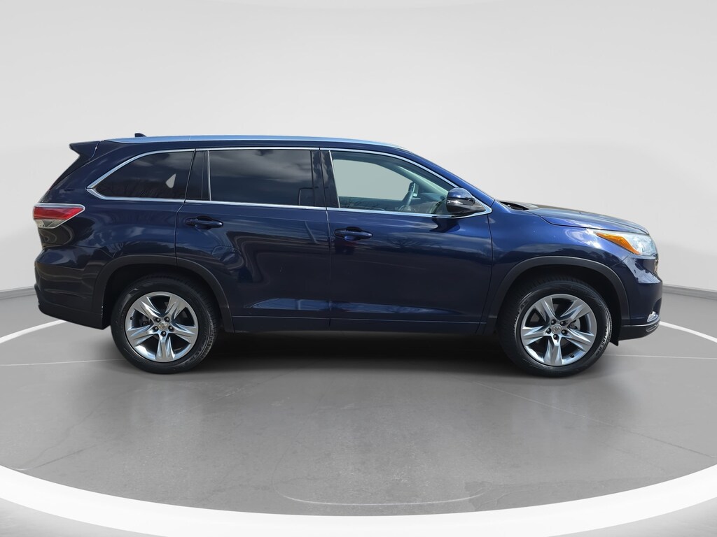 Used 2014 Toyota Highlander Limited V6 SUV