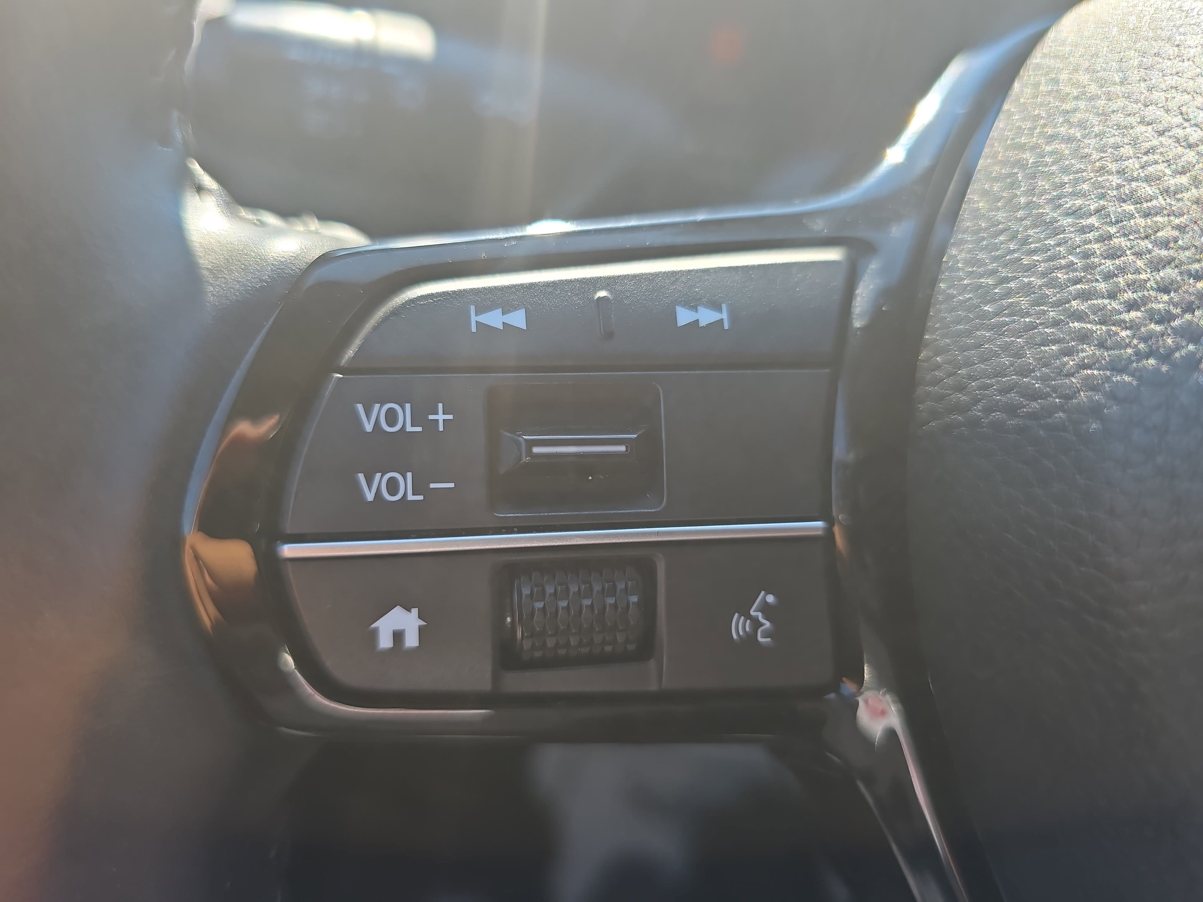 2024 Honda HR-V EX-L - Photo 16