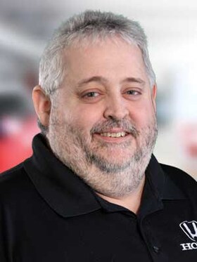 Staff member Chris Tippett from ID_838be106777e