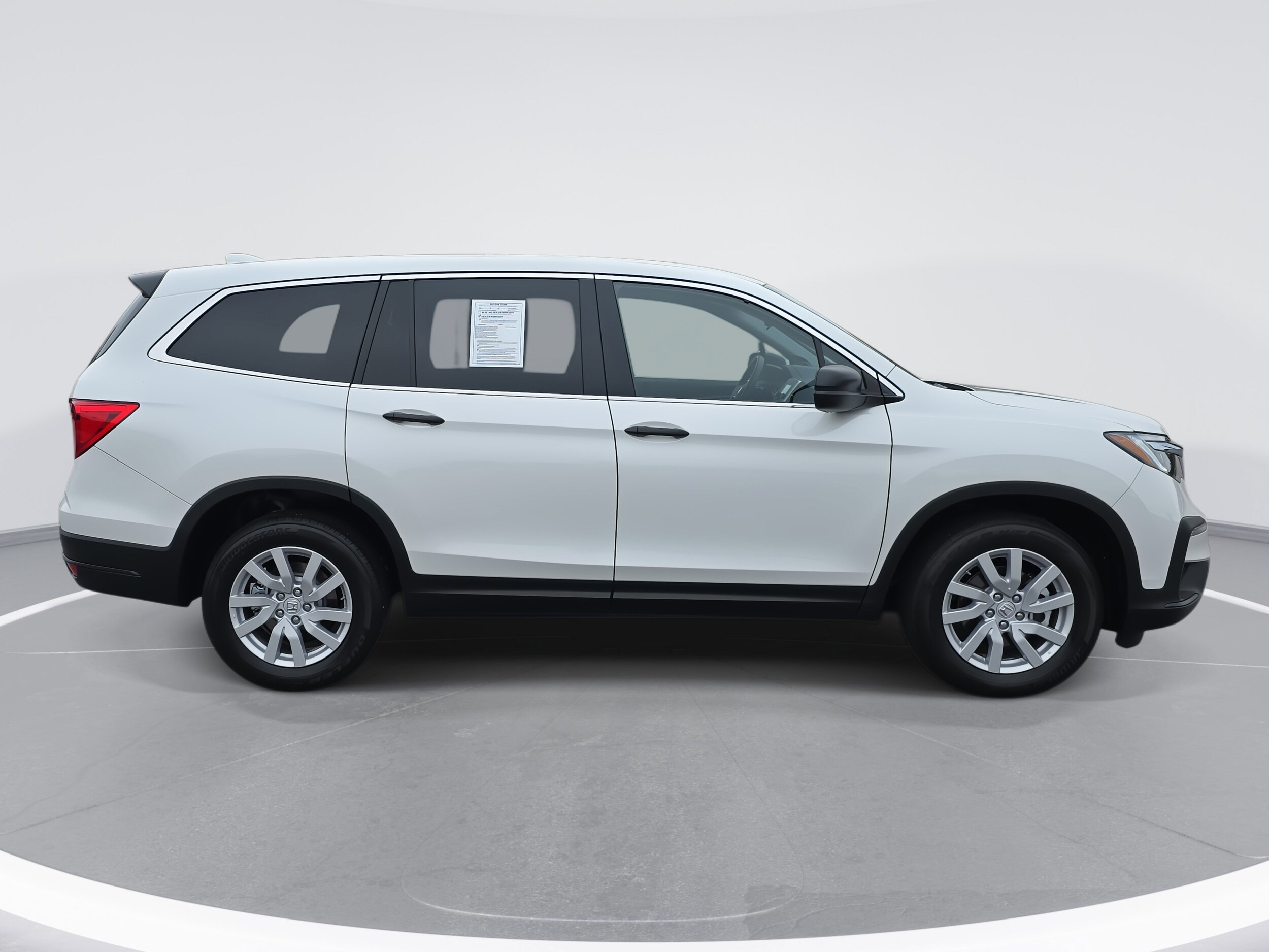 2021 Honda Pilot LX photo 4