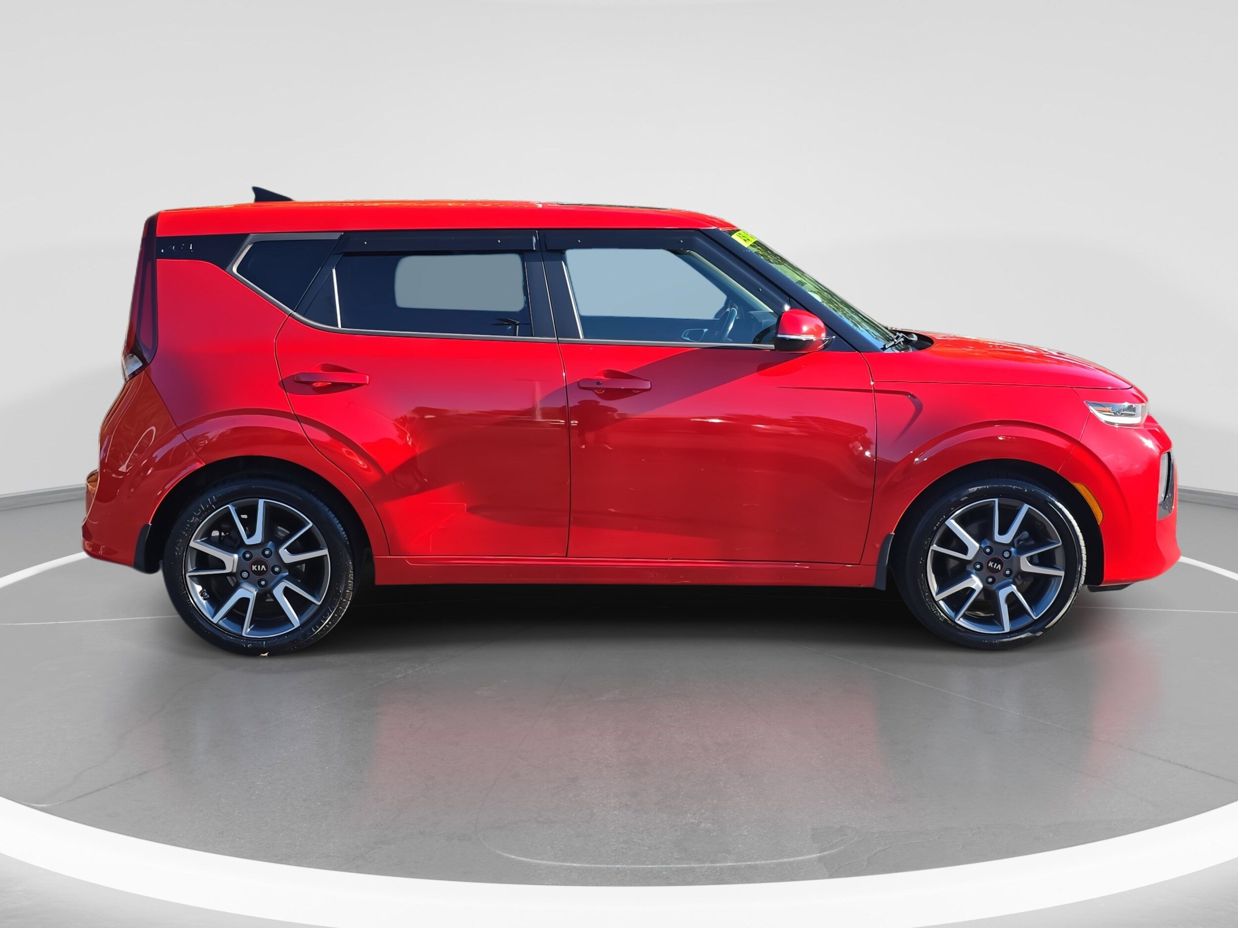 2020 Kia Soul GT-Line Turbo photo 4