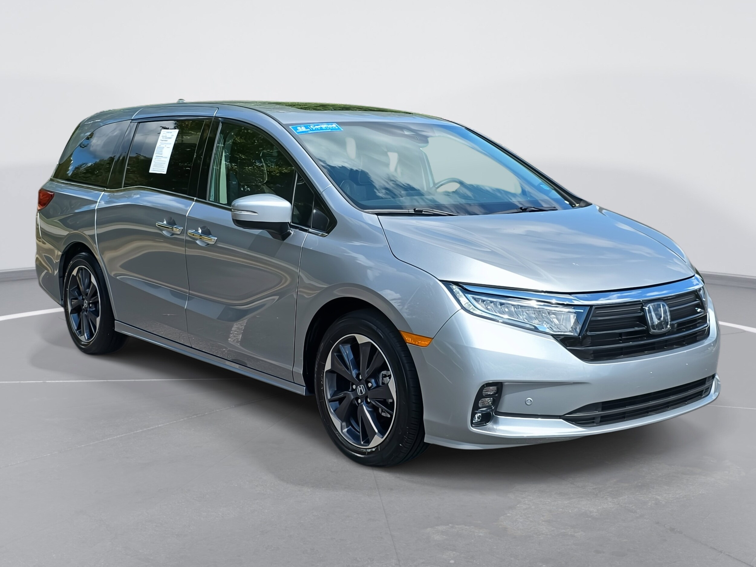 2024 Honda Odyssey Elite photo 3