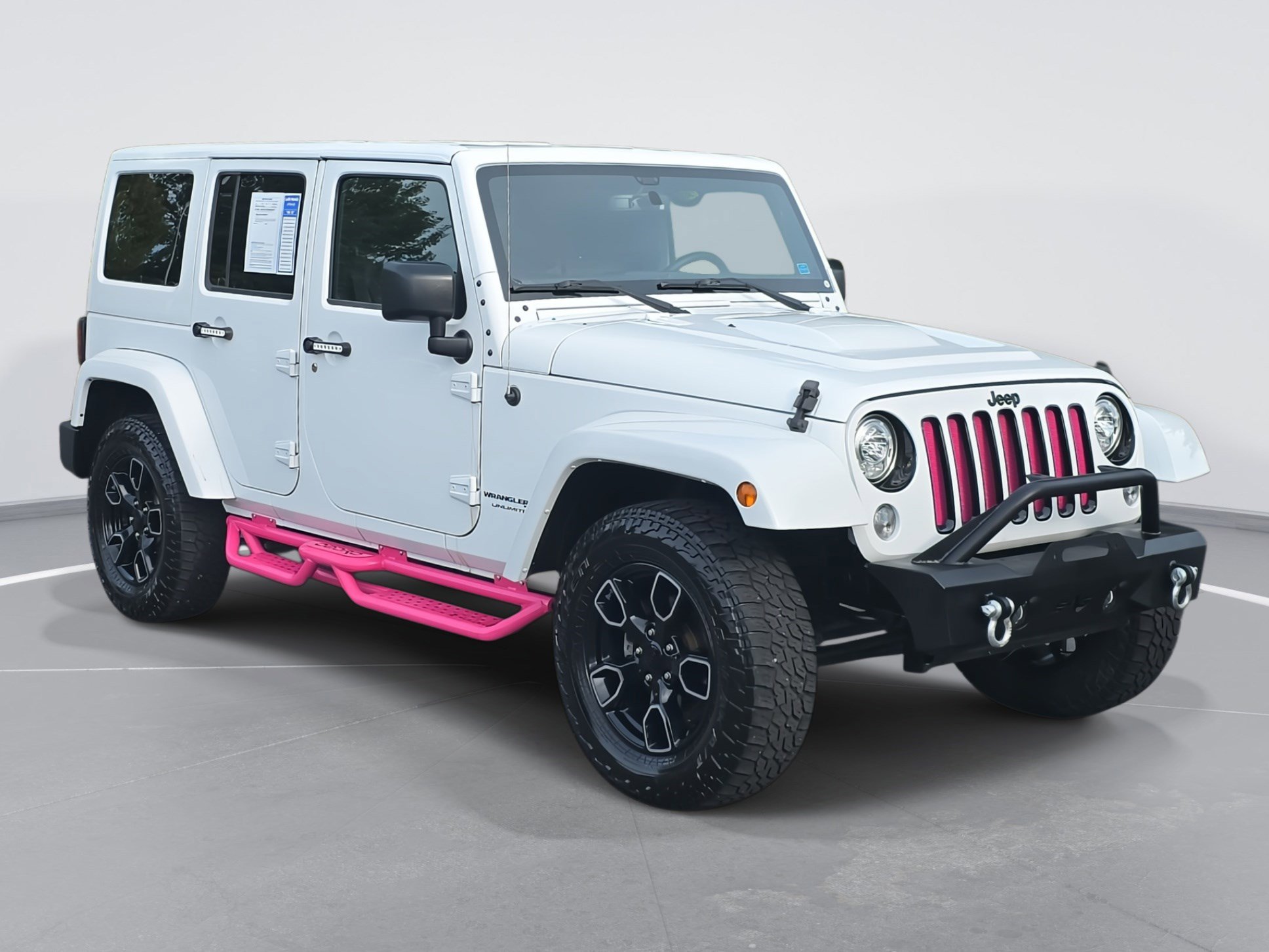 2018 Jeep Wrangler Unlimited Sahara photo 3