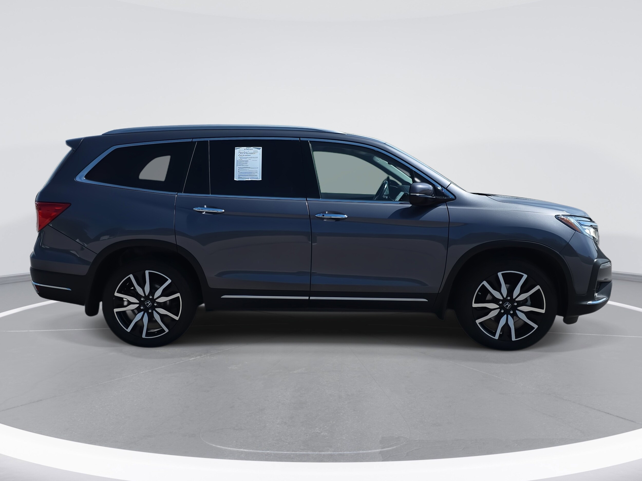 2022 Honda Pilot Touring photo 4