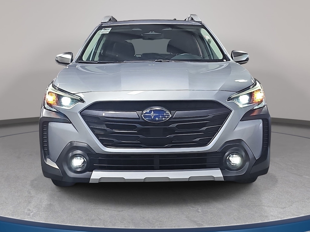 Used 2025 Subaru Outback Touring SUV