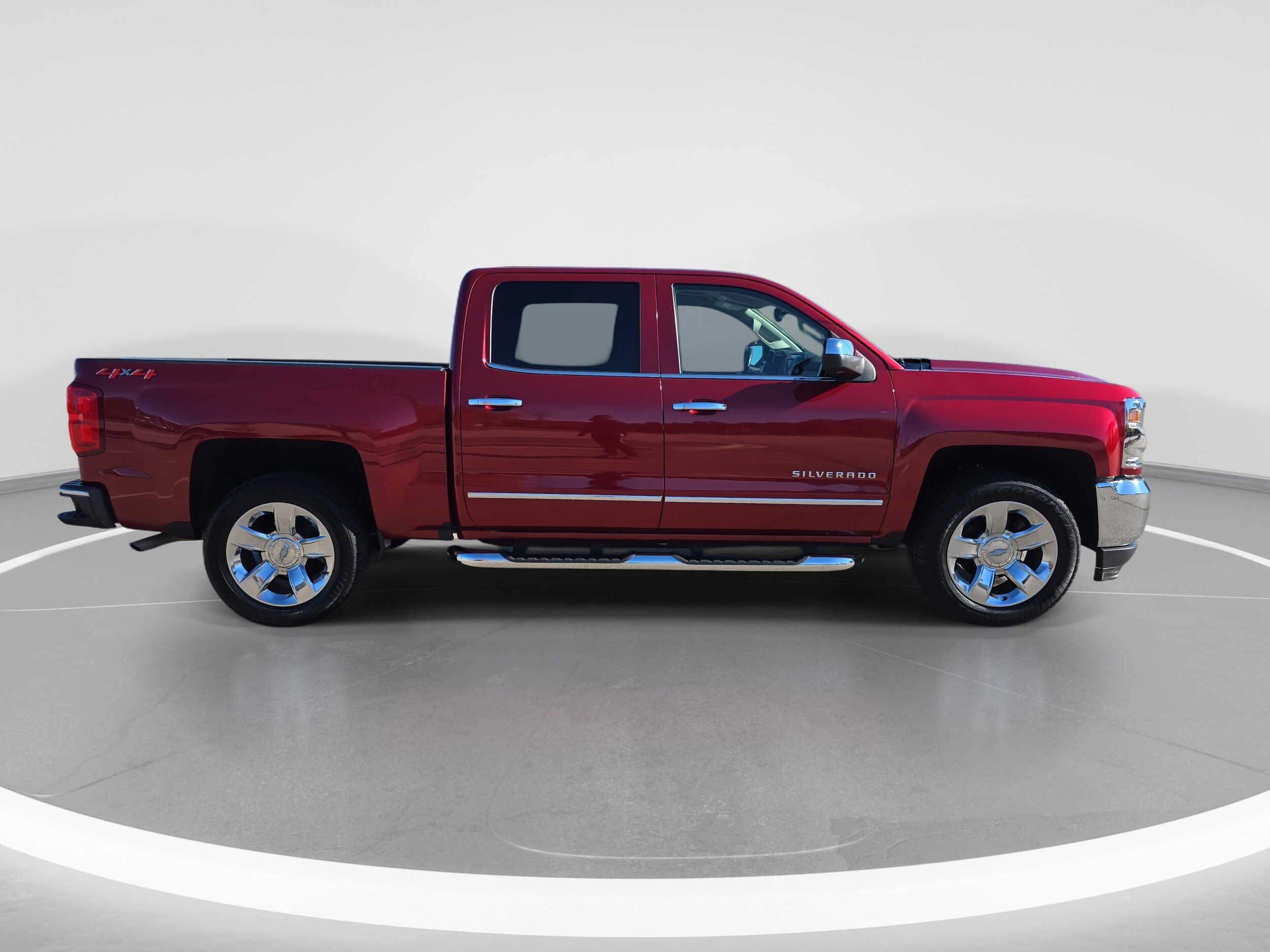 2018 Chevrolet Silverado 1500 LTZ photo 3