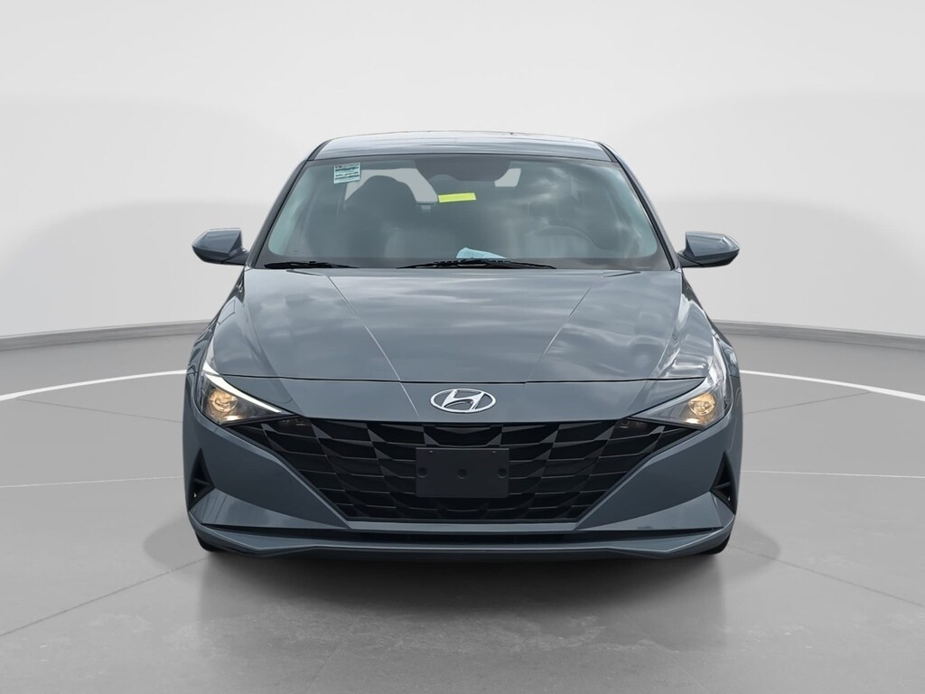 Used 2022 Hyundai Elantra SEL Sedan