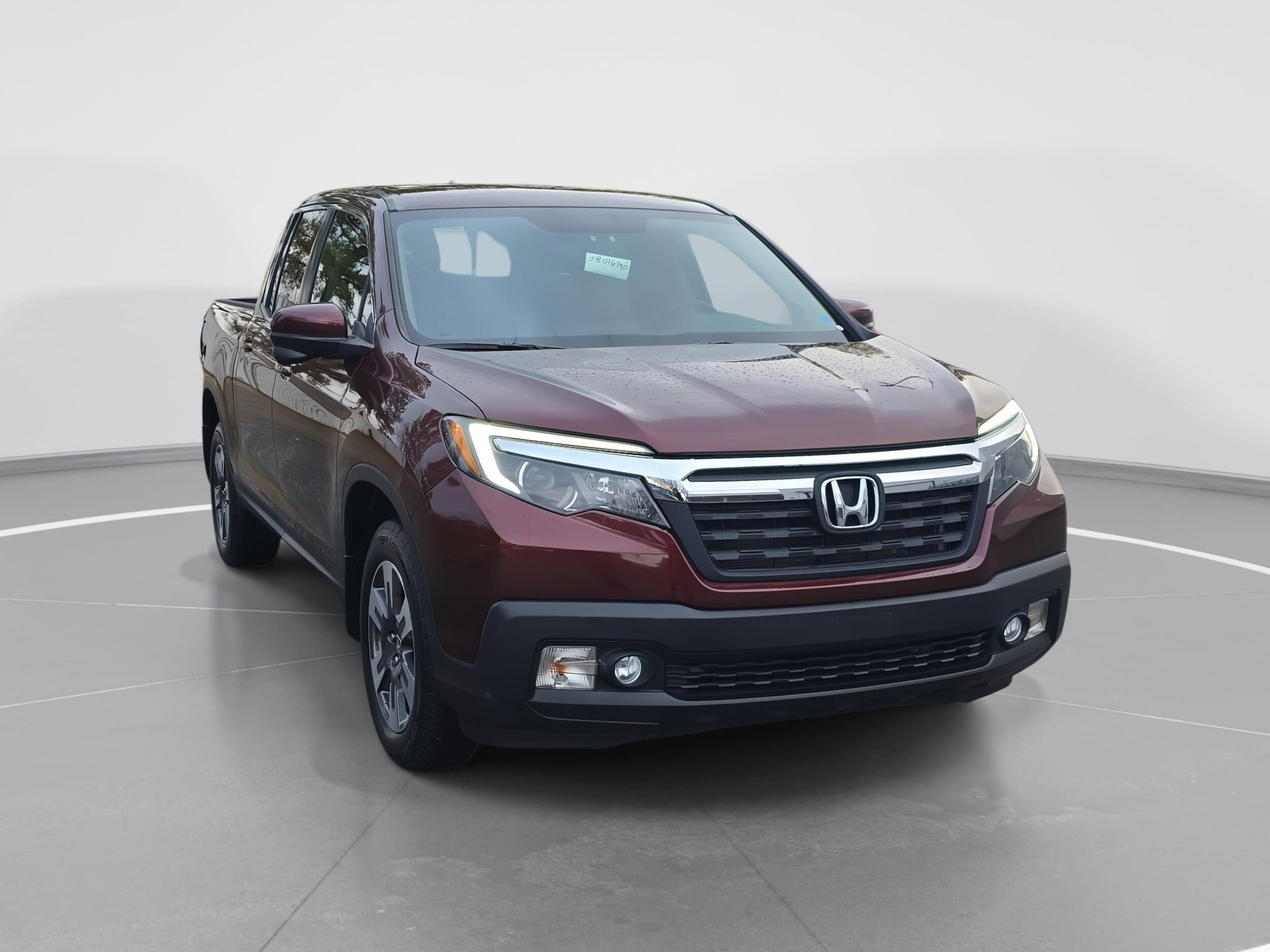 2018 Honda Ridgeline RTL-T photo 3