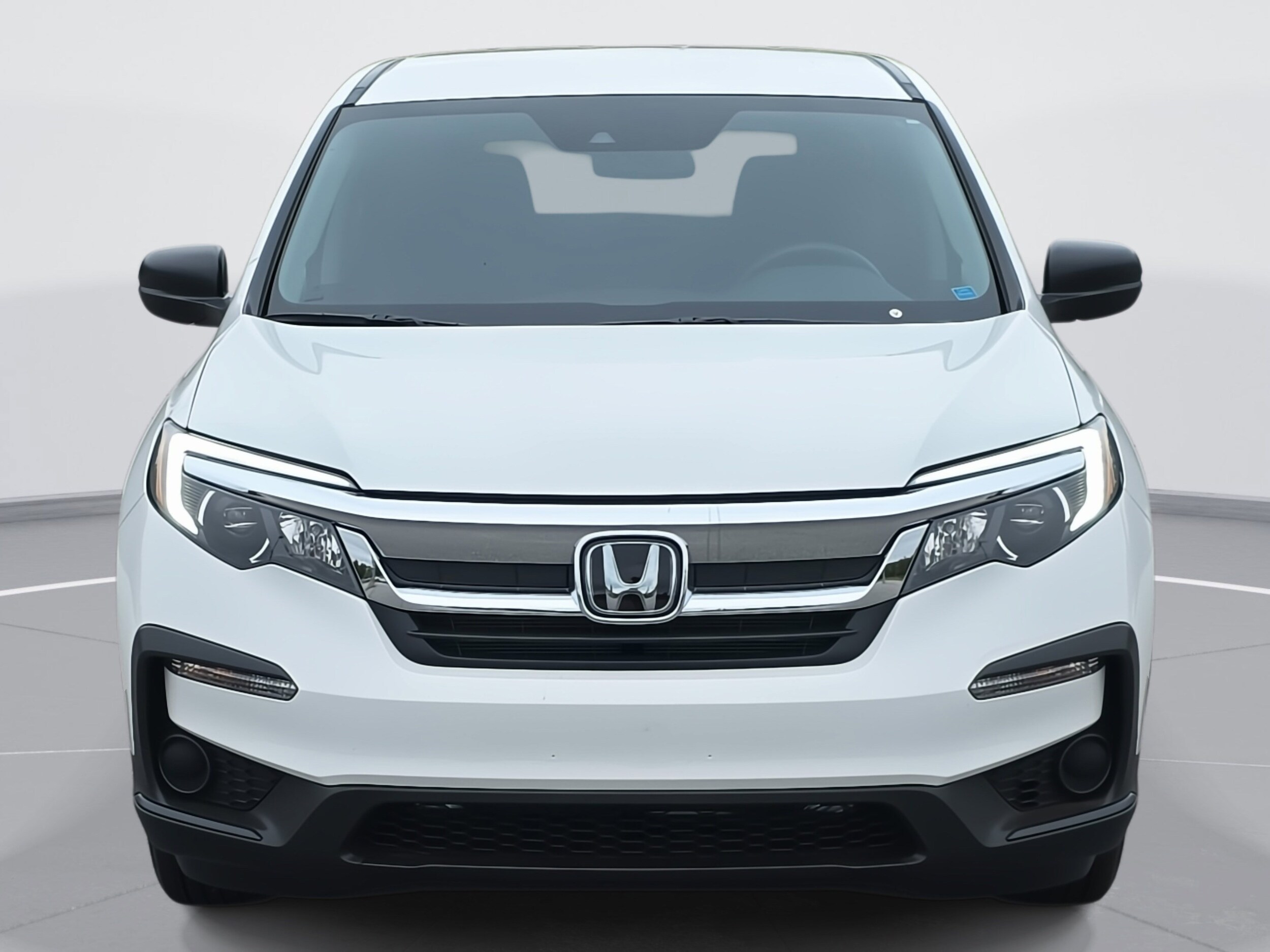 2021 Honda Pilot LX photo 2