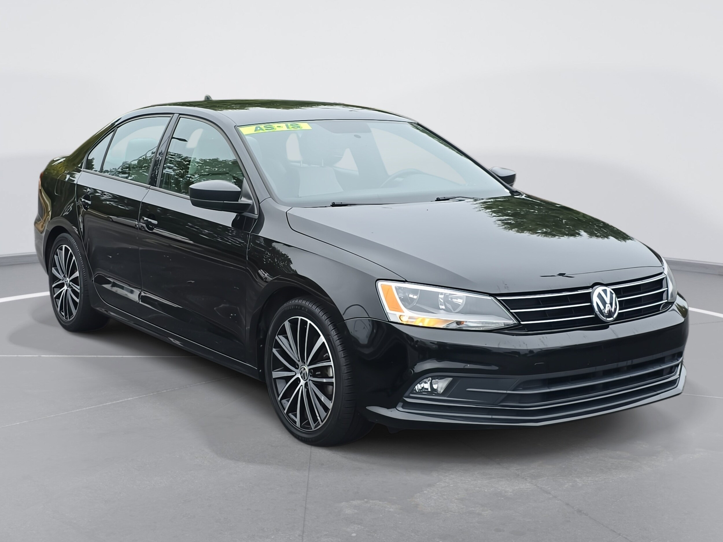 2016 Volkswagen Jetta 1.8T Sport photo 3