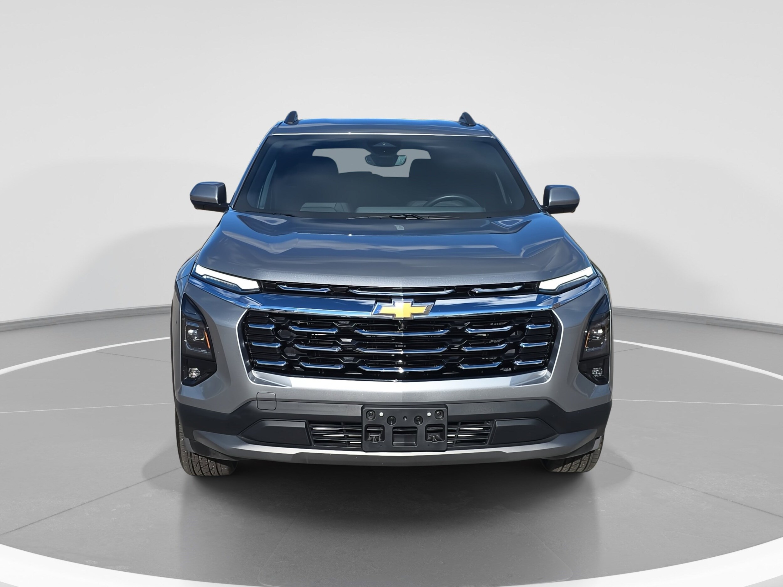 2025 Chevrolet Equinox LT photo 2