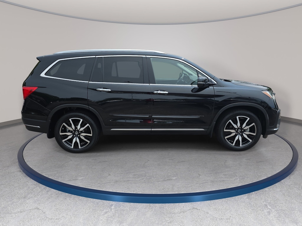 Certified 2019 Honda Pilot Touring 7-Passenger AWD SUV