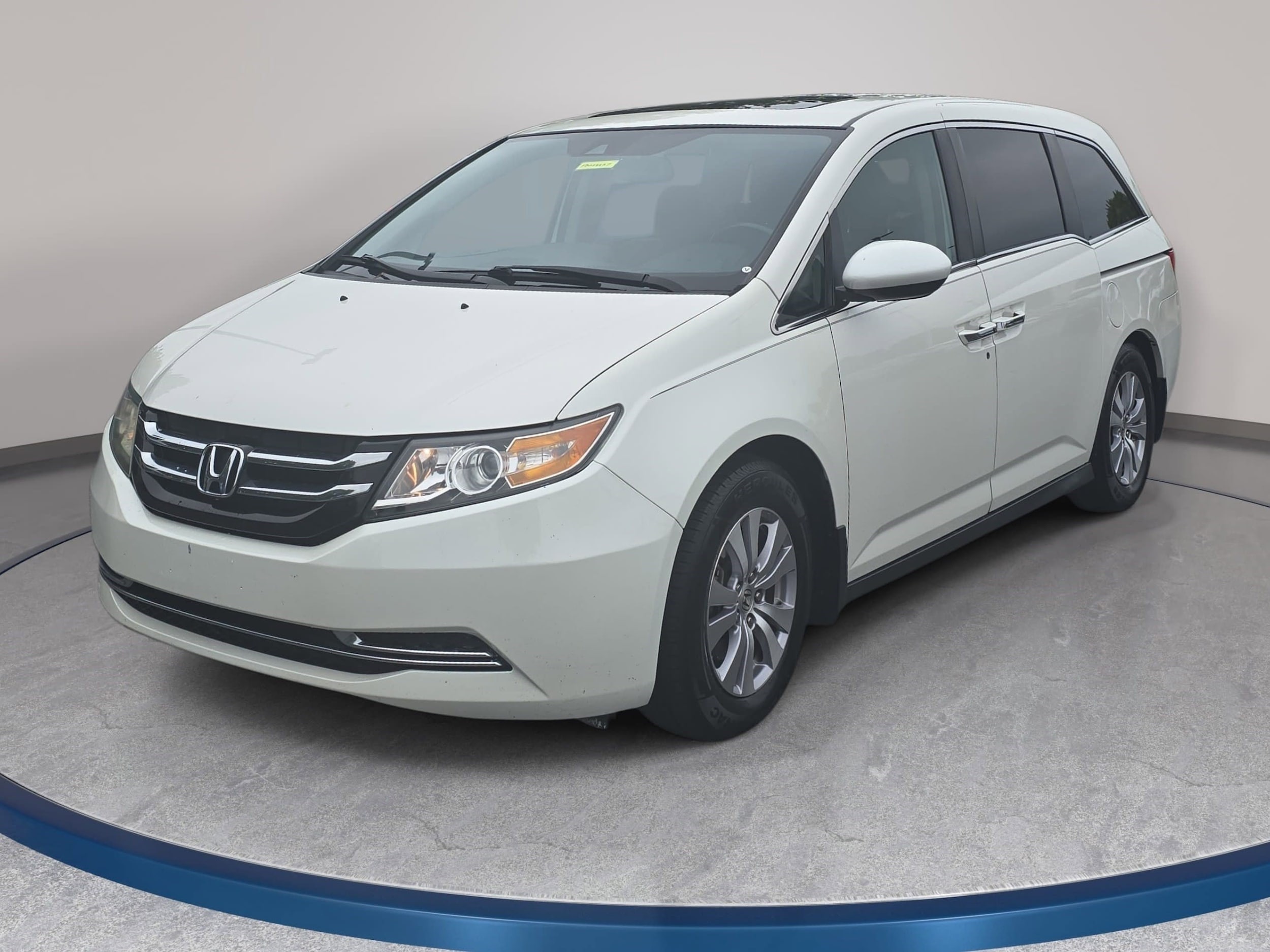 2015 Honda Odyssey EX-L with DVD Rear Entertainment System's photo